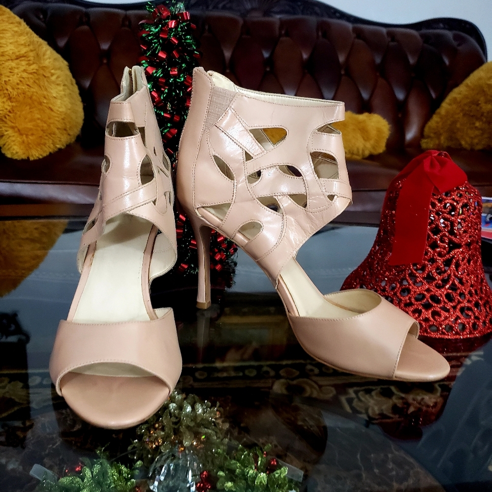 Shoes - Picture 3 of 3